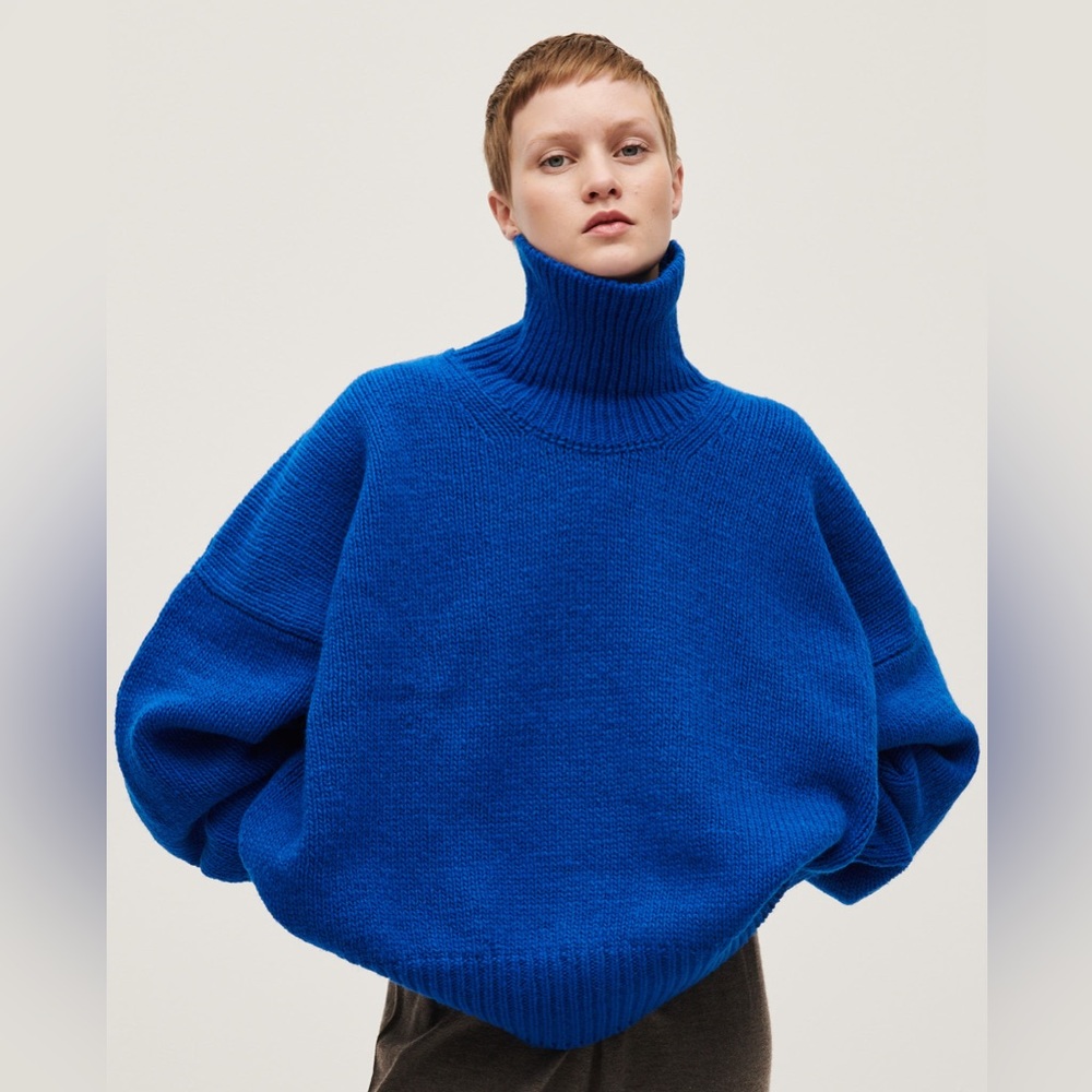 Babaa jumper no 17 Winterskies Royal Blue Turtleneck Sweater